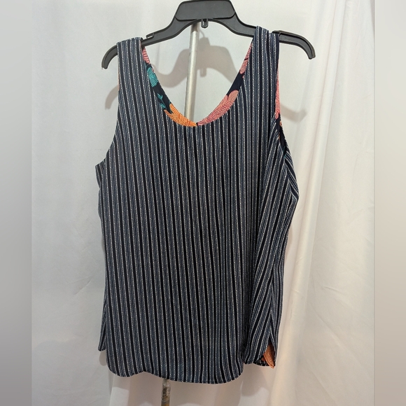 Chico's 4 In 1 Reversible scoop Neck Or V Neck Striped Or Floral Tank Size L - Picture 1 of 16